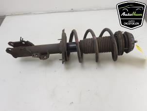 Used Front shock absorber, right Hyundai iX20 (JC) 1.4i 16V Price € 75,00 Margin scheme offered by AutoHam