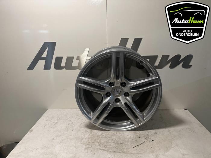 Używane Obrecz Porsche Panamera (971G) 3.0 V6 24V 4 Cena € 400,00 Procedura marży oferowane przez AutoHam