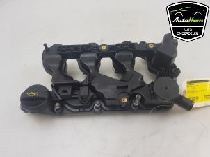 Used Rocker cover Opel Combo Cargo 1.5 CDTI 100 Price € 35,00 Margin scheme offered by AutoHam