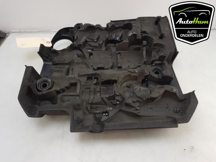 Engine protection panel from a Volkswagen Polo V (6R) 1.2 TDI 12V BlueMotion 2010