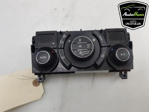Used Heater control panel Peugeot 3008 I (0U/HU) 1.6 16V THP 150 Price € 95,00 Margin scheme offered by AutoHam