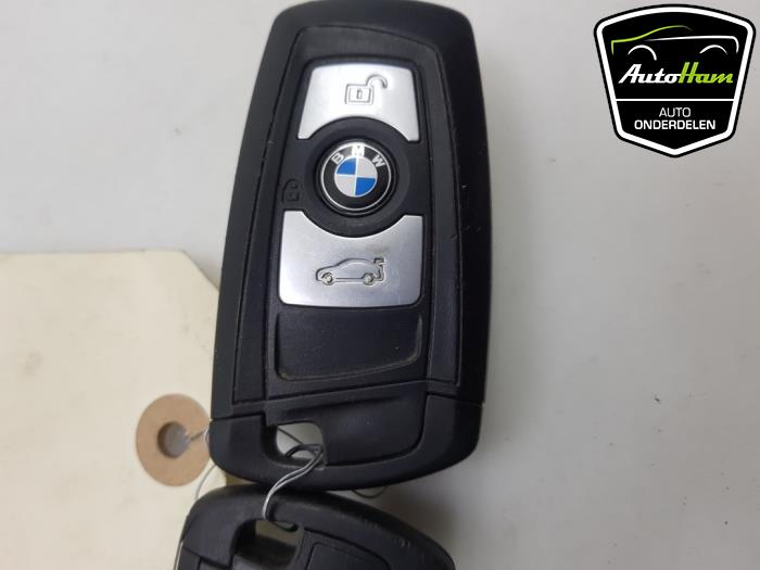 Schlüssel van een BMW 3 serie (F30) 320i 1.6 16V EfficientDynamicsEdition 2013