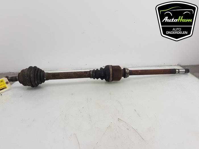 Front drive shaft, right from a Peugeot 3008 I (0U/HU) 1.6 16V THP 150 2010