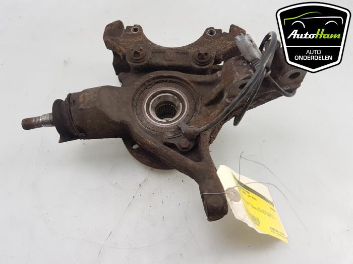 Knuckle, front right from a Peugeot 3008 I (0U/HU) 1.6 16V THP 150 2010