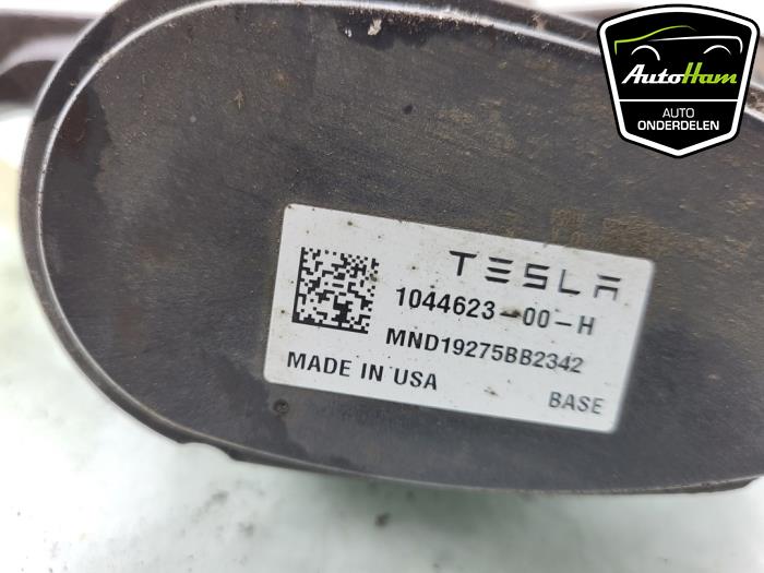 Rear brake calliper, left from a Tesla Model 3 EV AWD 2019