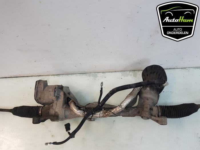 Power steering box from a Ford Transit Connect (PJ2) 1.6 TDCi 16V 95 2015