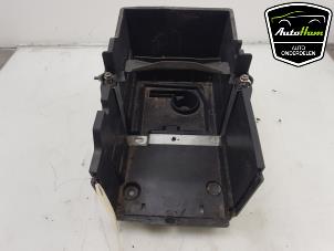 Used Battery box Ford Transit Connect (PJ2) 1.6 TDCi 16V 95 Price € 10,00 Margin scheme offered by AutoHam