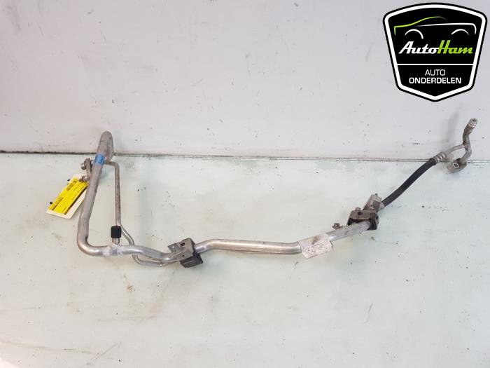Air conditioning line from a Ford Transit Connect (PJ2) 1.6 TDCi 16V 95 2015