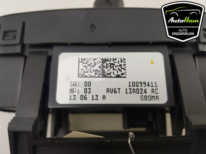 Interruptor de luz de un Ford C-Max (DXA) 1.0 Ti-VCT EcoBoost 12V 125 2013