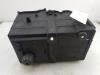 Caja de batería de un Ford C-Max (DXA) 1.0 Ti-VCT EcoBoost 12V 125 2013