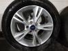 Juego de llantas deportivas + neumáticos de un Ford C-Max (DXA) 1.0 Ti-VCT EcoBoost 12V 125 2013