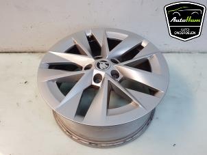 Used Wheel Skoda Octavia (NXAA) 1.0 TSI e-TEC 12V Price € 100,00 Margin scheme offered by AutoHam