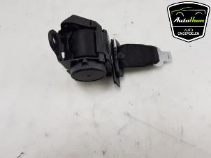Used Rear seatbelt, centre BMW 3 serie (F30) 330e Price € 50,00 Margin scheme offered by AutoHam