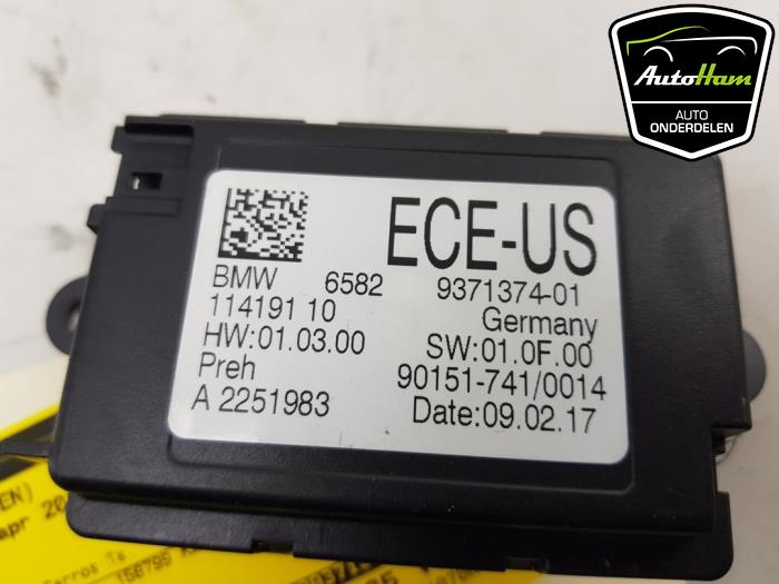 Module (miscellaneous) from a BMW 3 serie (F30) 330e 2017