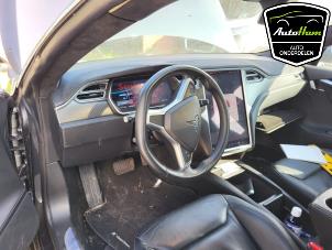 Used Airbag set + module Tesla Model S 75 Price € 1.274,99 Inclusive VAT offered by AutoHam