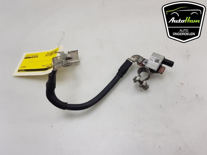 Begagnade Batterisensor Volkswagen Golf VII Variant (AUVV) 1.2 TSI 16V Pris € 25,00 Marginaltabell erbjuds av AutoHam