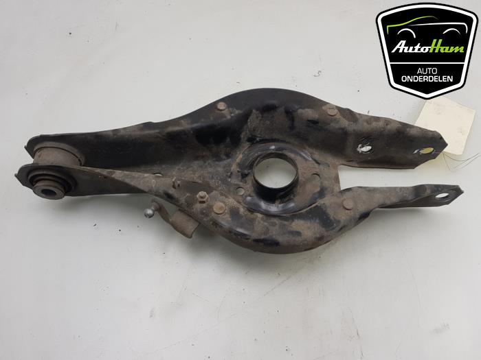 Rear wishbone, right from a BMW 3 serie (F30) 330e 2017