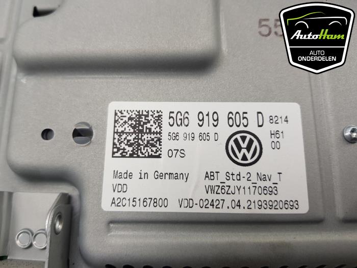 Display unité de contrôle multi media d'un Volkswagen Transporter T6 2.0 TDI 2021