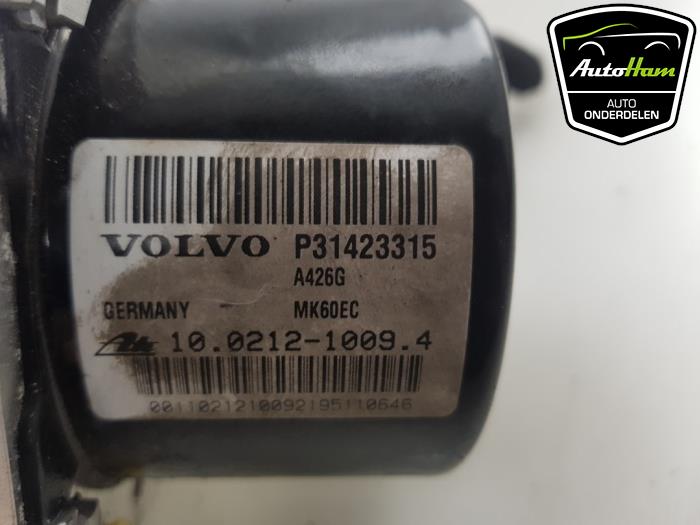 Bloc ABS d'un Volvo V40 (MV) 2.0 D2 16V 2015