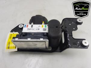 Używane Pompa powietrza (zawieszenie) BMW X5 (G05) xDrive 45 e iPerformance 3.0 24V Cena na żądanie oferowane przez AutoHam