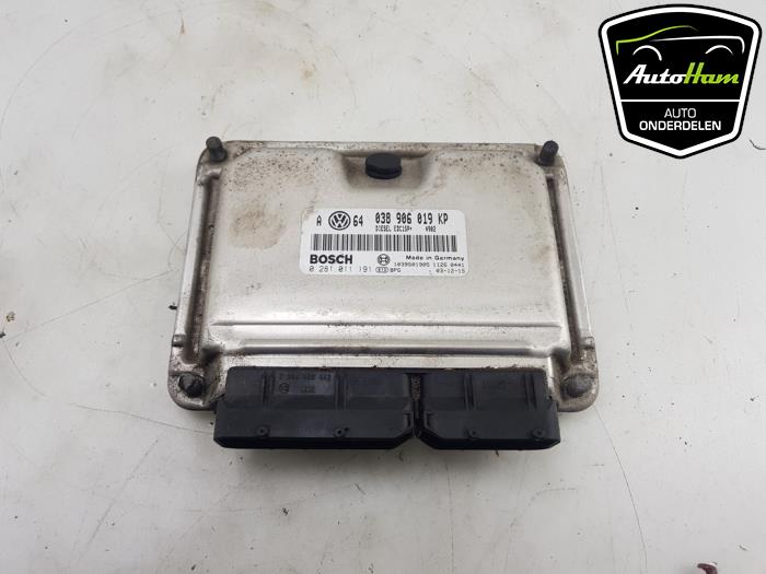 Engine management computer from a Volkswagen Golf IV Variant (1J5) 1.9 TDI 100 2004