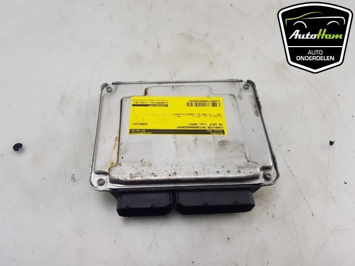 Engine management computer from a Volkswagen Golf IV Variant (1J5) 1.9 TDI 100 2004