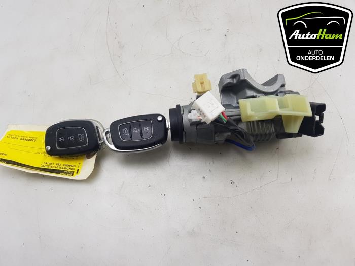 Hyundai I20 Ignition locks + keys stock