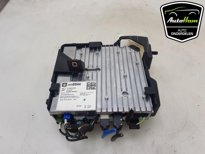 Amplificateur radio d'un Opel Insignia Sports Tourer 1.6 Turbo 16V 200 2019