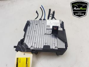 Usagé Amplificateur radio Opel Insignia Sports Tourer 1.6 Turbo 16V 200 Prix sur demande proposé par AutoHam