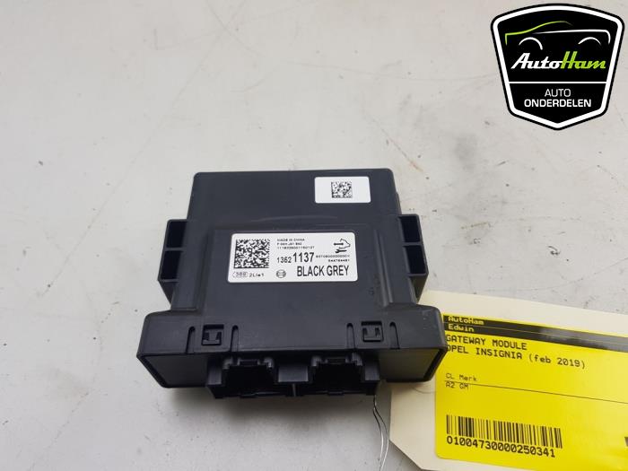 Używane Modul gateway Opel Insignia Sports Tourer 1.6 Turbo 16V 200 Cena € 15,00 Procedura marży oferowane przez AutoHam