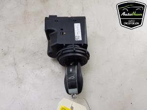 Used Electronic ignition key Porsche Panamera (970) 3.0 V6 24V 4S Price € 175,00 Margin scheme offered by AutoHam