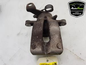 Used Rear brake calliper, left Alfa Romeo GT (937) 2.0 JTS 16V Price € 30,00 Margin scheme offered by AutoHam