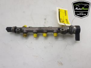 Used Fuel injector nozzle Audi A3 Limousine (8VS/8VM) 2.0 TDI 16V Price € 50,00 Margin scheme offered by AutoHam