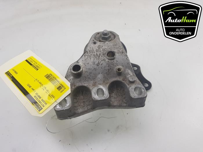 Used Engine mount Skoda Rapid Spaceback 1.2 TSI Price € 20,00 Margin scheme offered by AutoHam