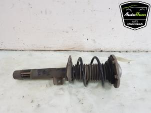 Used Front shock absorber, right BMW 3 serie (F30) 318i 1.5 TwinPower Turbo 12V Price € 125,00 Margin scheme offered by AutoHam