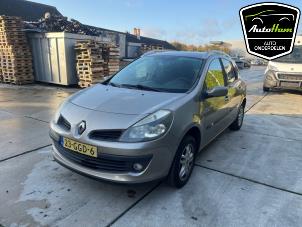 Used Front end, complete Renault Clio III Estate/Grandtour (KR) 1.2 16V TCE 100 Price € 750,00 Margin scheme offered by AutoHam