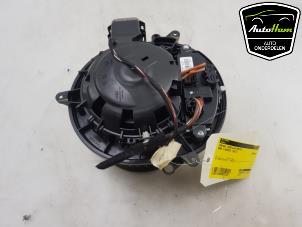 Used Heating and ventilation fan motor BMW 1 serie (F20) 116i 1.5 12V Price € 35,00 Margin scheme offered by AutoHam