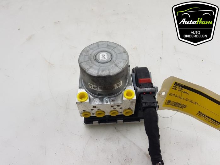 Used ABS pump Audi Q2 (GAB/GAG) 1.5 35 TFSI 16V Price € 125,00 Margin scheme offered by AutoHam