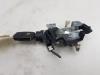 Ignition lock + key from a Volkswagen Caddy IV 2.0 TDI 75 2017