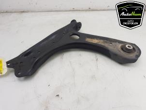 Used Front wishbone, left Skoda Fabia III Combi (NJ5) 1.0 TSI 12V Price € 30,00 Margin scheme offered by AutoHam