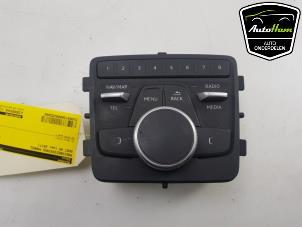Usados Panel de control de radio Audi A4 Avant (B9) 3.0 TDI V6 24V Precio de solicitud ofrecido por AutoHam