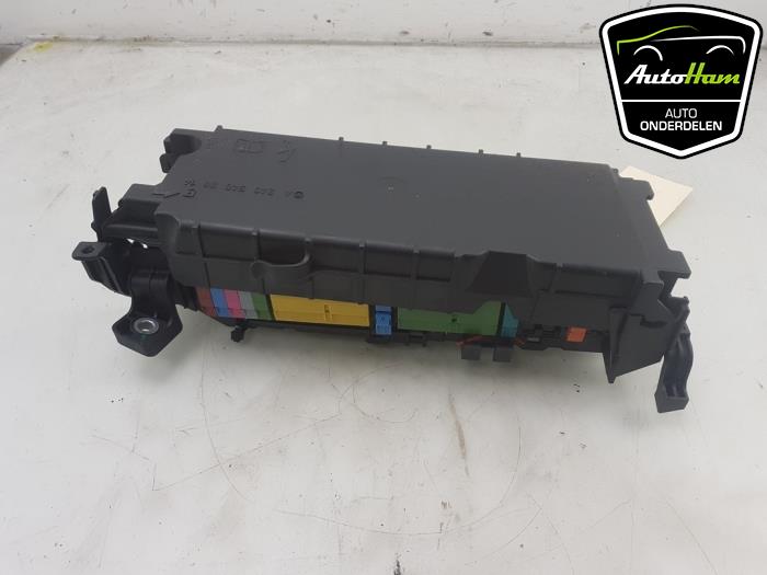 Fuse box from a Mercedes-Benz GLA (156.9) 1.6 180 16V 2018