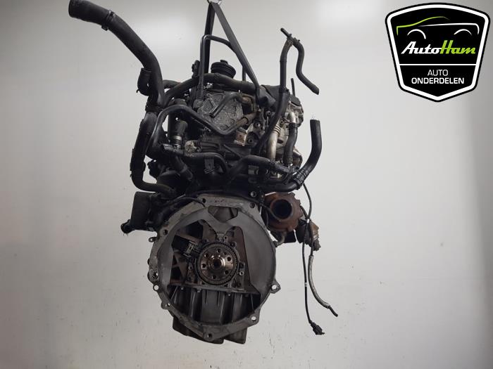 Motor van een Volkswagen Transporter T5 2.0 TDI DRF 2011