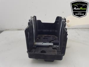 Used Battery box Ford Transit Courier 1.6 TDCi Price € 15,00 Margin scheme offered by AutoHam