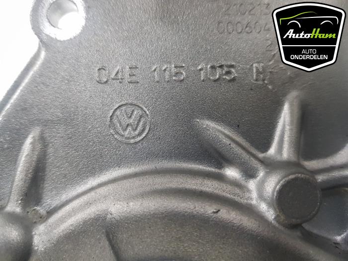 Bomba de aceite de un Volkswagen Golf VII (AUA) 1.2 TSI 16V 2015