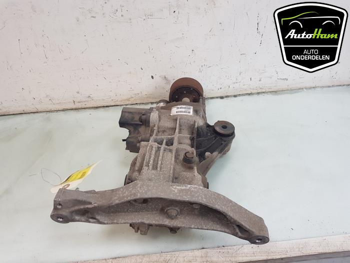 Rear differential from a Volvo XC90 II 2.0 D5 16V AWD 2016