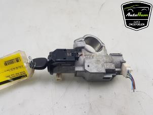 Used Ignition lock + key Toyota Aygo X 1.0 12V VVT-i Price € 75,00 Margin scheme offered by AutoHam