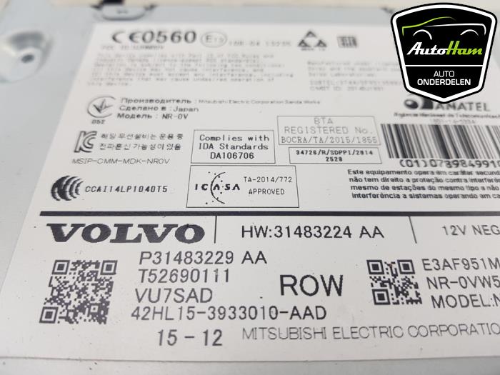 Multi-media control unit from a Volvo XC90 II 2.0 D5 16V AWD 2016