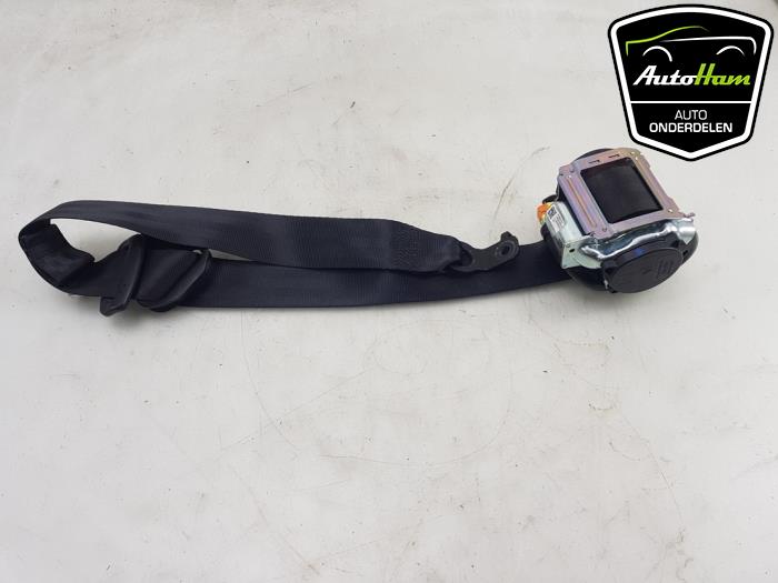 Rear seatbelt, right from a Volvo XC90 II 2.0 D5 16V AWD 2016