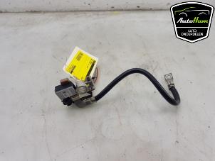 Used Battery sensor BMW 3 serie (F30) 328i 2.0 16V Price € 25,00 Margin scheme offered by AutoHam